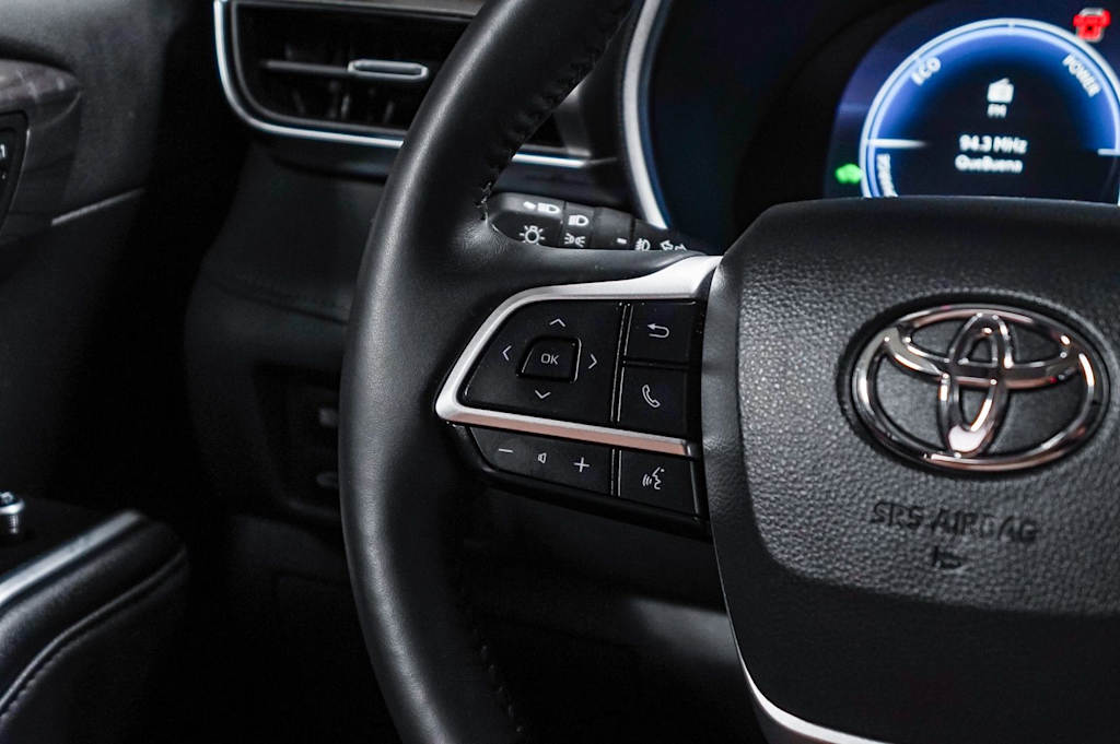 Thumbnail: 2025 Toyota Highlander - 23