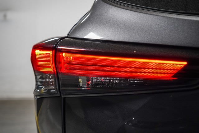 Thumbnail: 2024 Toyota Highlander - 24