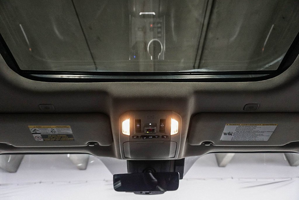 Thumbnail: 2023 Toyota Highlander - 26