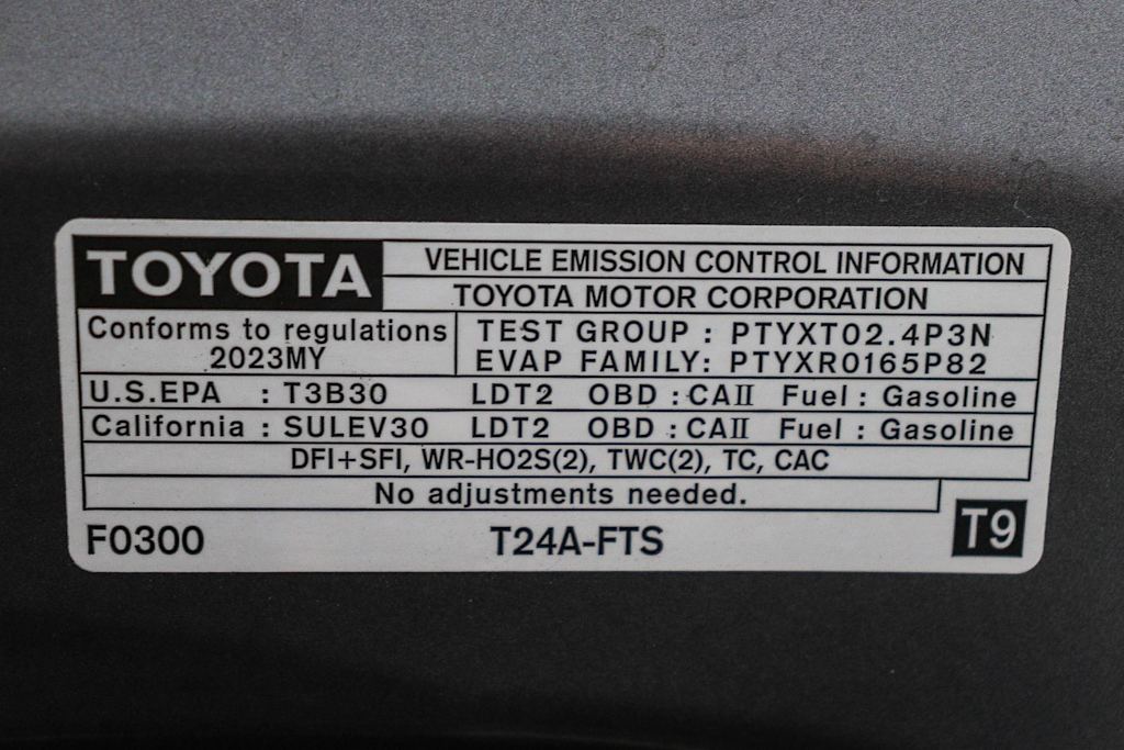 Thumbnail: 2023 Toyota Highlander - 17