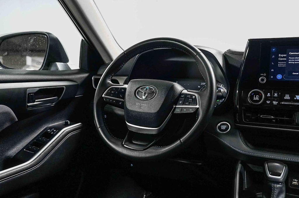 Thumbnail: 2025 Toyota Highlander - 9