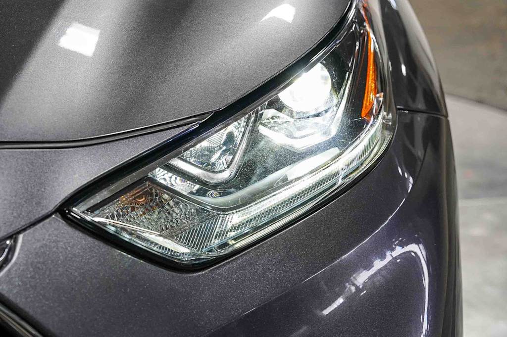 Thumbnail: 2023 Toyota Highlander - 21