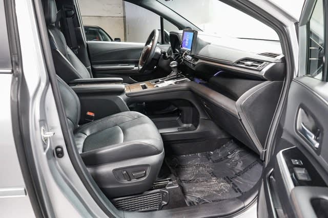 Thumbnail: 2025 Toyota Sienna - 10
