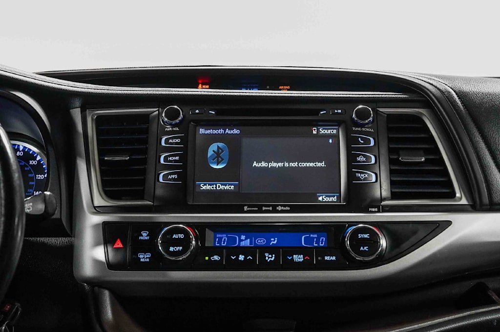 Thumbnail: 2019 Toyota Highlander - 24