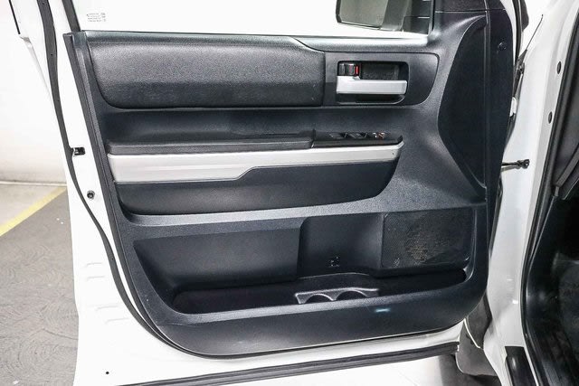 Thumbnail: 2014 Toyota Tundra - 24