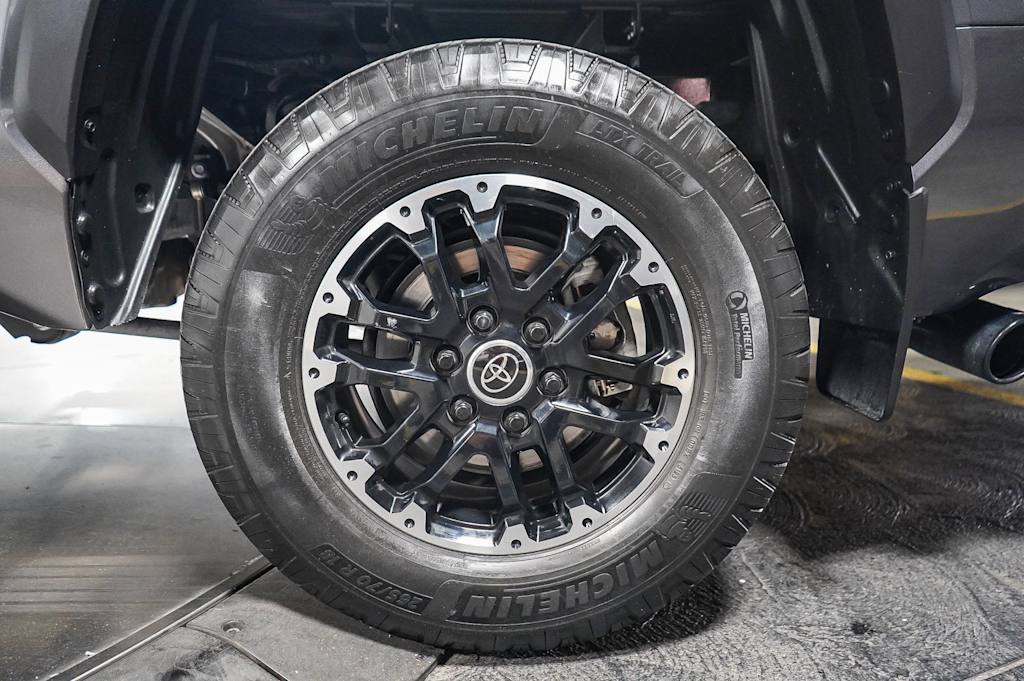Thumbnail: 2024 Toyota Tundra - 6