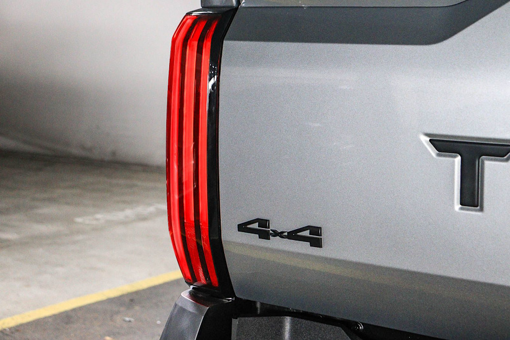 Thumbnail: 2024 Toyota Tundra - 24