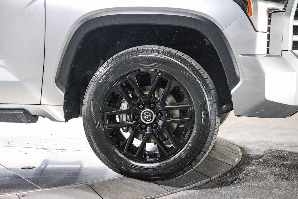 Thumbnail: 2024 Toyota Tundra - 6