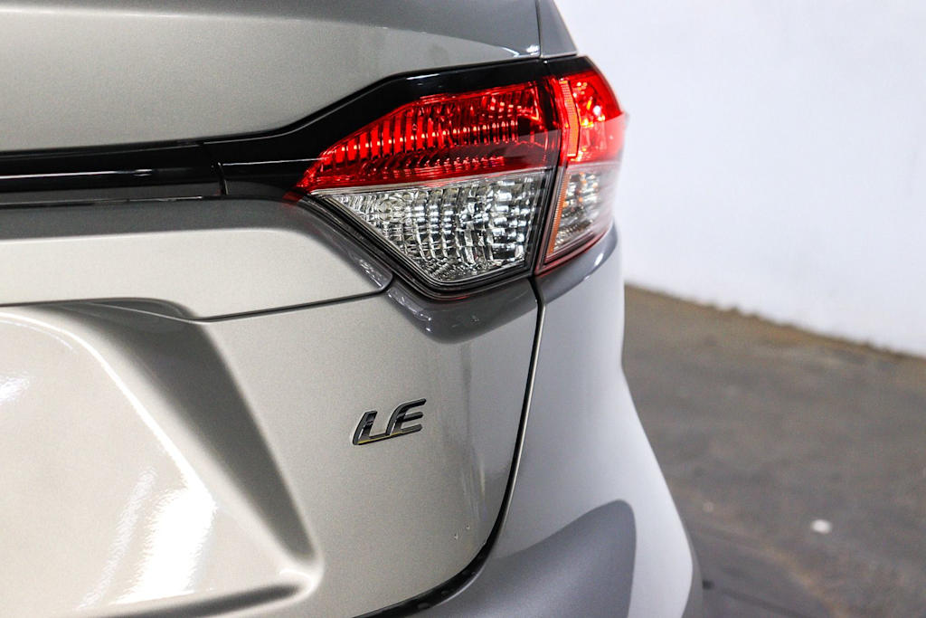 Thumbnail: 2025 Toyota Corolla - 25