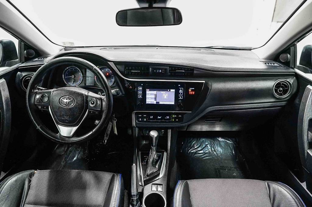 Thumbnail: 2018 Toyota Corolla - 2
