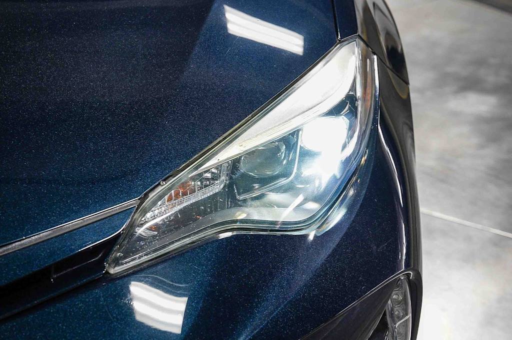 Thumbnail: 2018 Toyota Corolla - 21