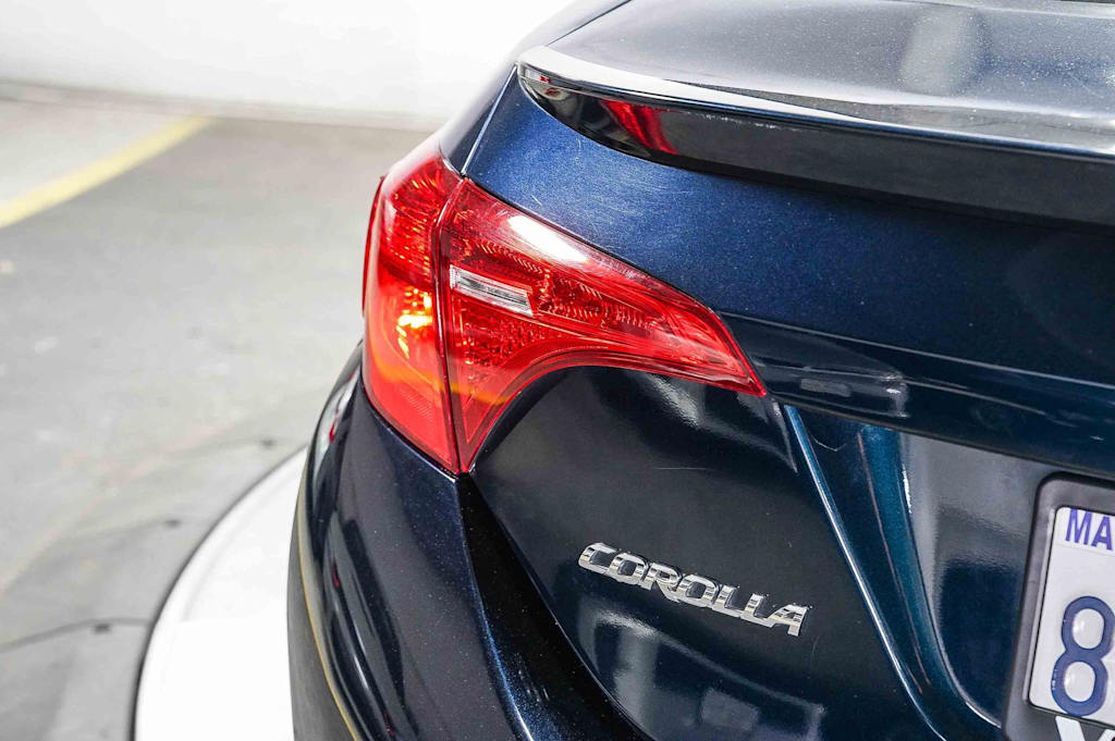Thumbnail: 2018 Toyota Corolla - 23