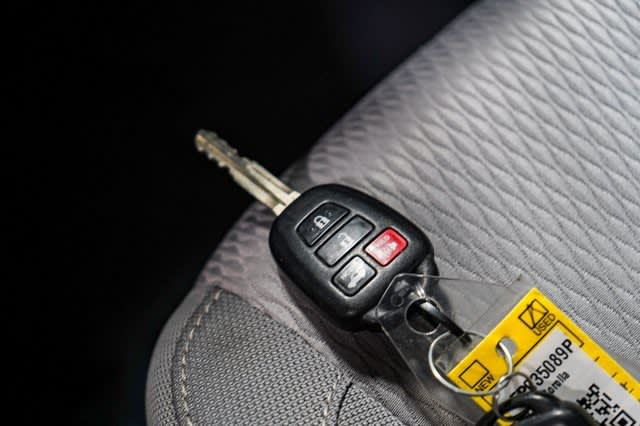 Thumbnail: 2014 Toyota Corolla - 18