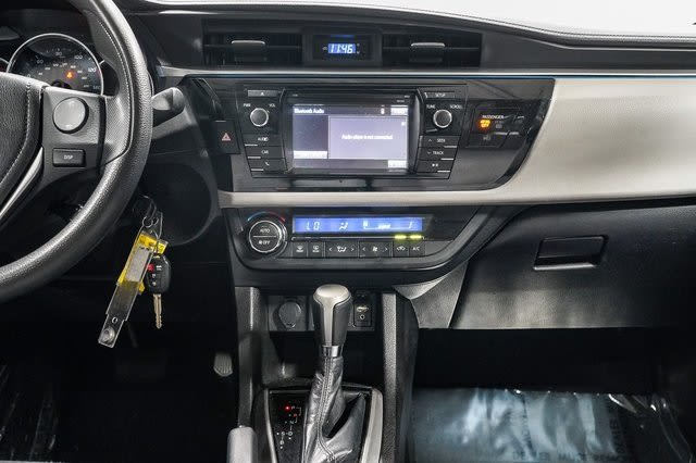 Thumbnail: 2014 Toyota Corolla - 8