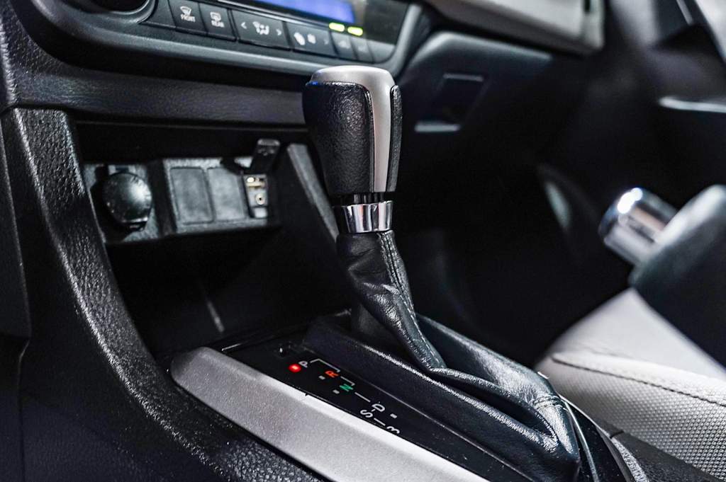 Thumbnail: 2016 Toyota Corolla - 28