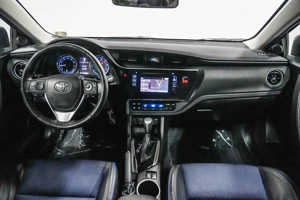 Thumbnail: 2018 Toyota Corolla - 2