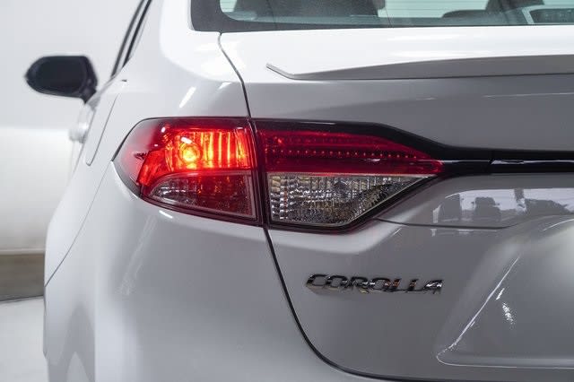 2021 Toyota Corolla SE 22