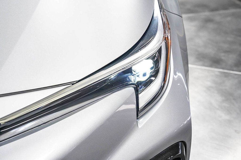 Thumbnail: 2025 Toyota Corolla - 5