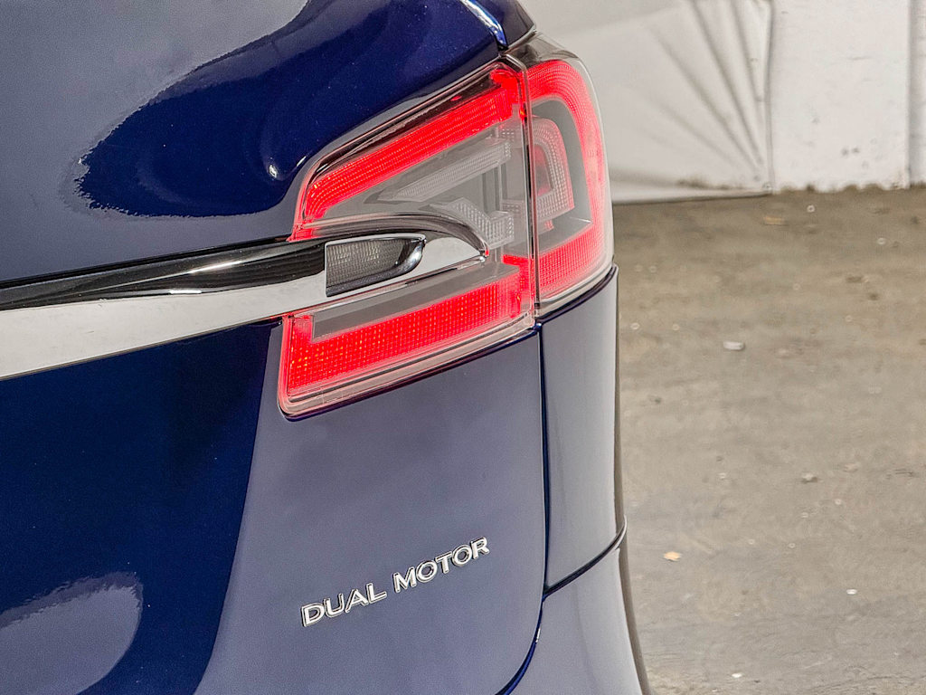 Thumbnail: 2020 Tesla Model S - 22