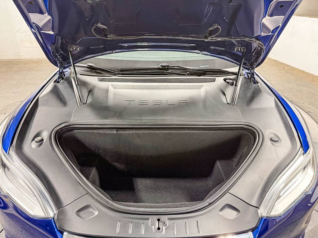 Thumbnail: 2020 Tesla Model S - 29