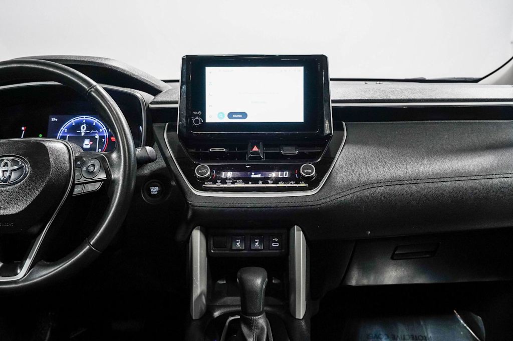 Thumbnail: 2025 Toyota Corolla Cross - 9