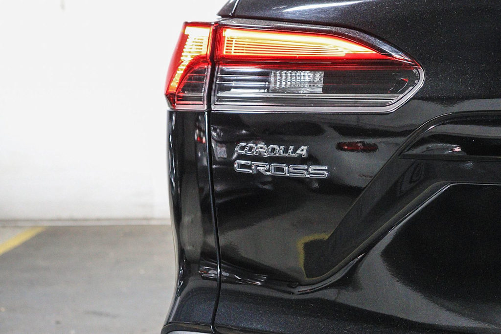 Thumbnail: 2024 Toyota Corolla Cross - 25