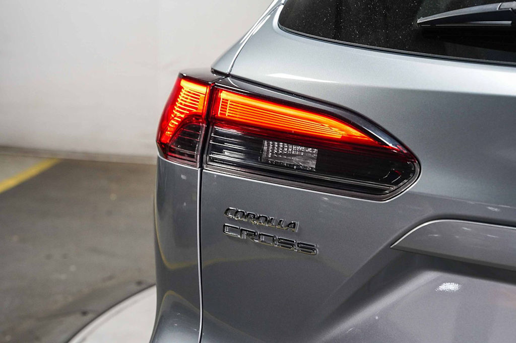 Thumbnail: 2023 Toyota Corolla Cross - 22