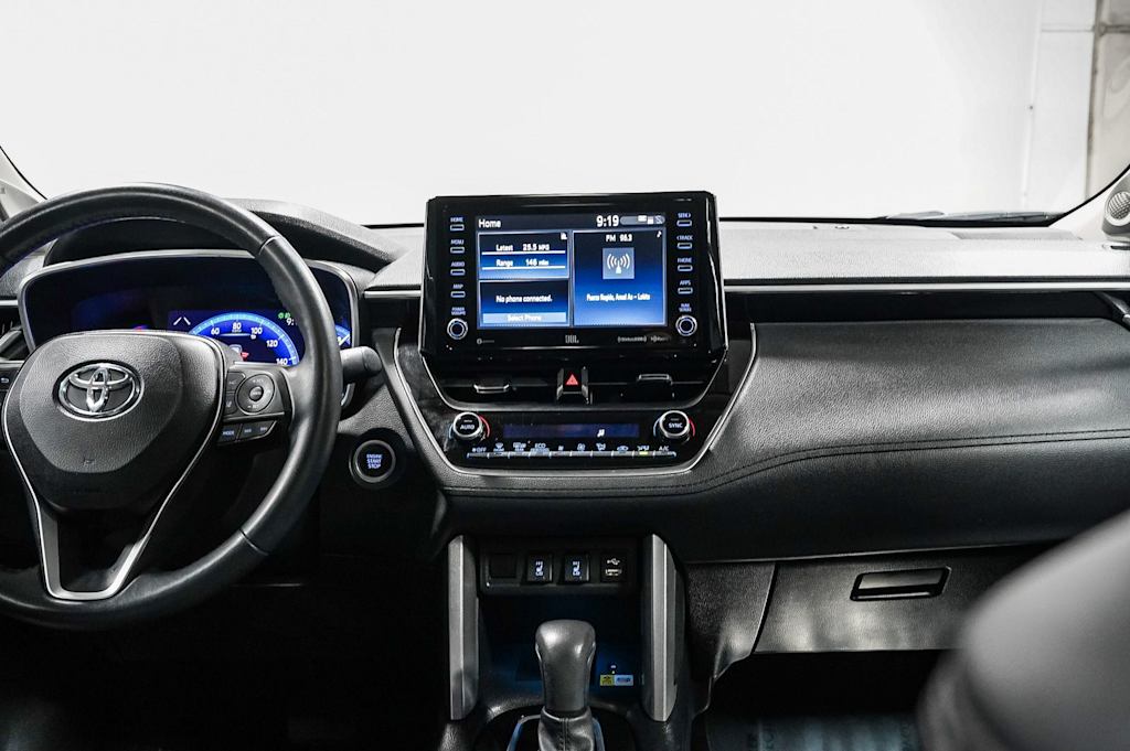Thumbnail: 2022 Toyota Corolla Cross - 9