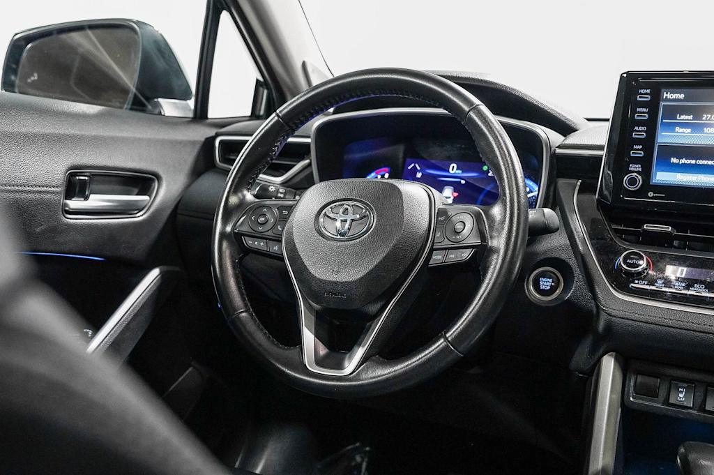 Thumbnail: 2022 Toyota Corolla Cross - 12