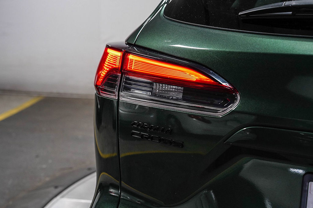 Thumbnail: 2022 Toyota Corolla Cross - 25