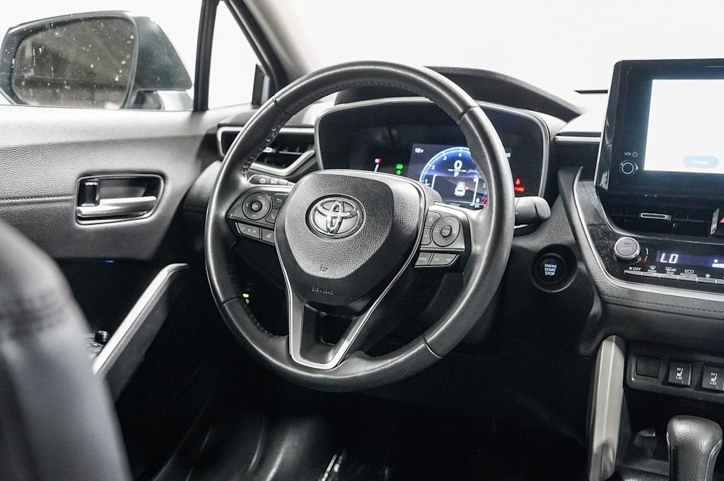 Thumbnail: 2025 Toyota Corolla Cross - 13