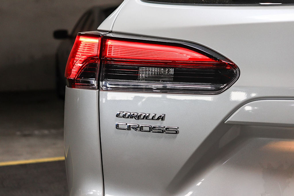 Thumbnail: 2022 Toyota Corolla Cross - 22