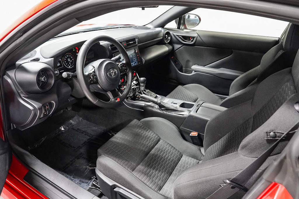 Thumbnail: 2023 Toyota GR86 - 9