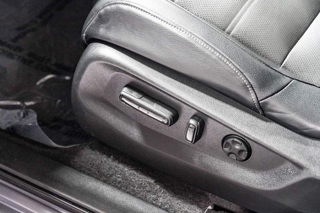 Thumbnail: 2019 Honda CR-V - 26