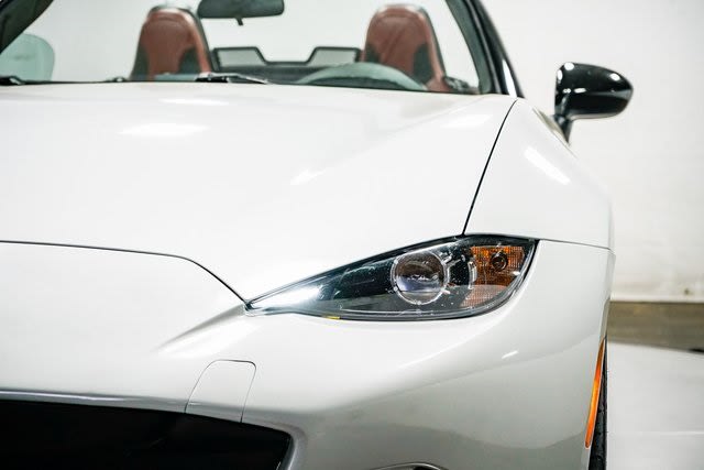 Thumbnail: 2018 Mazda MX-5 Miata - 5