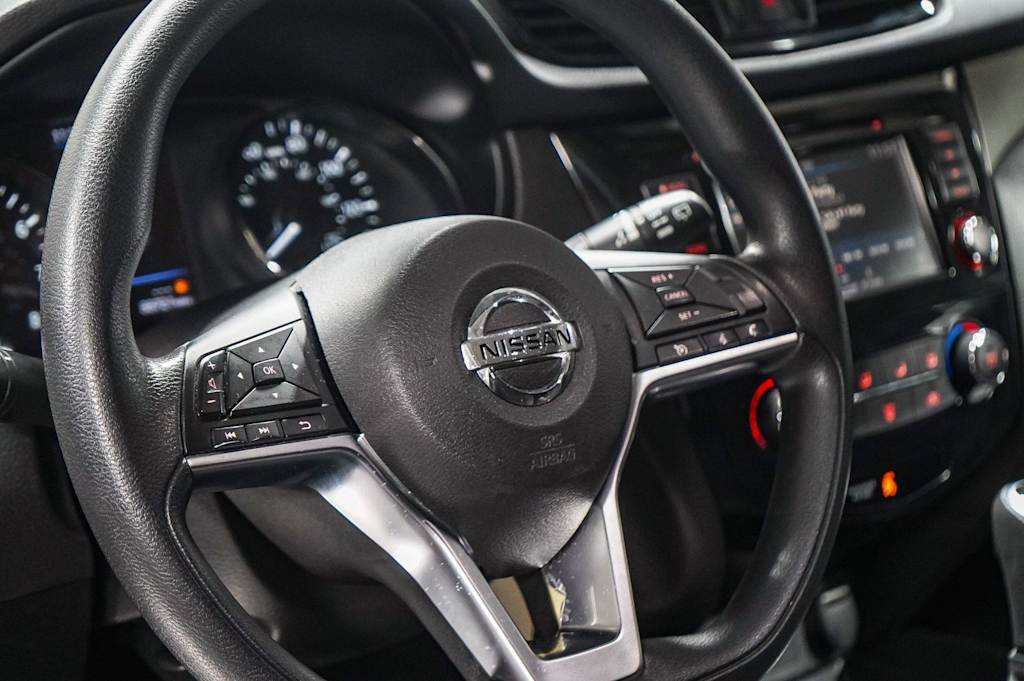 Thumbnail: 2019 Nissan Rogue Sport - 22