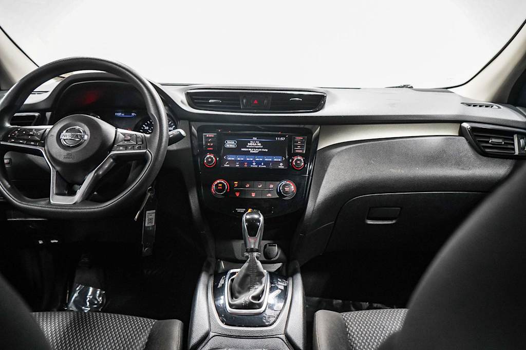 Thumbnail: 2019 Nissan Rogue Sport - 6