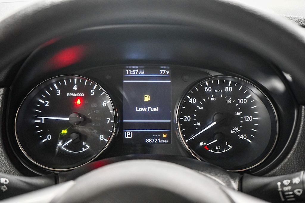 Thumbnail: 2019 Nissan Rogue Sport - 14