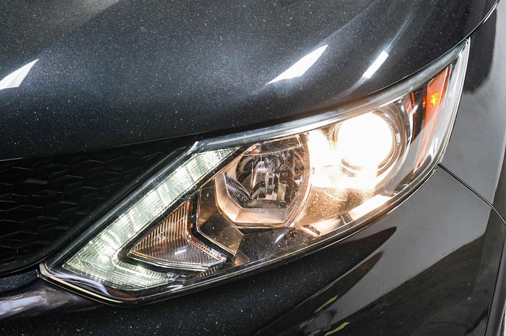 Thumbnail: 2019 Nissan Rogue Sport - 15