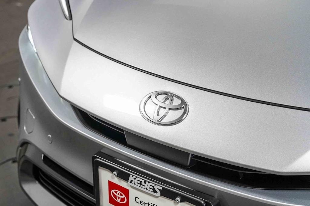 Thumbnail: 2026 Toyota Prius - 6