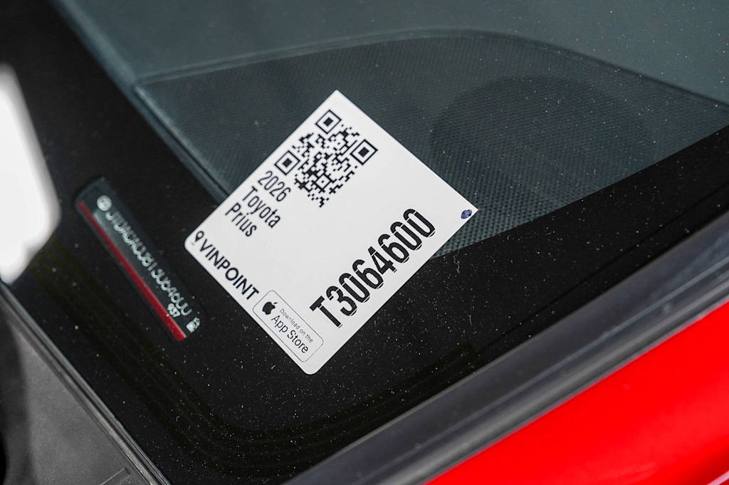 Thumbnail: 2026 Toyota Prius v - 29