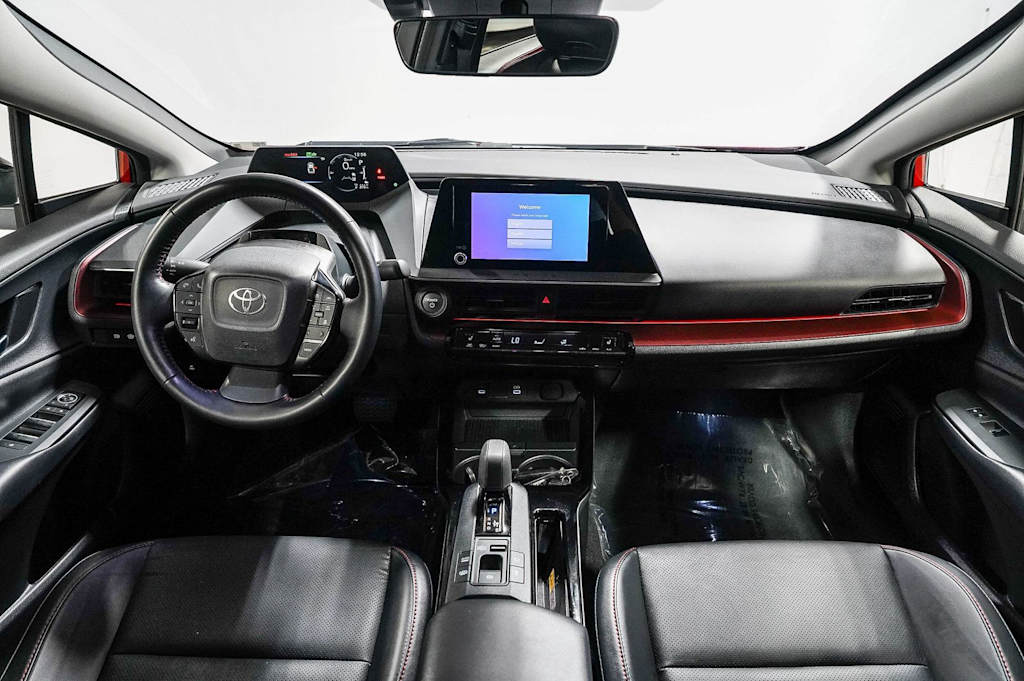 Thumbnail: 2026 Toyota Prius v - 2