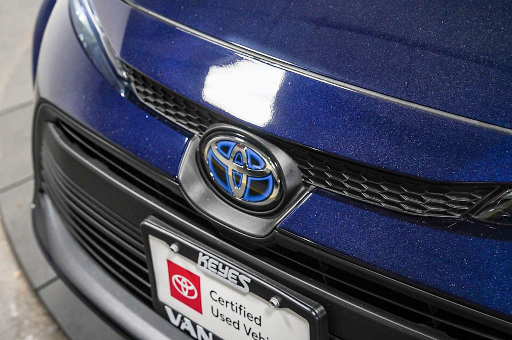 Thumbnail: 2025 Toyota Corolla - 5