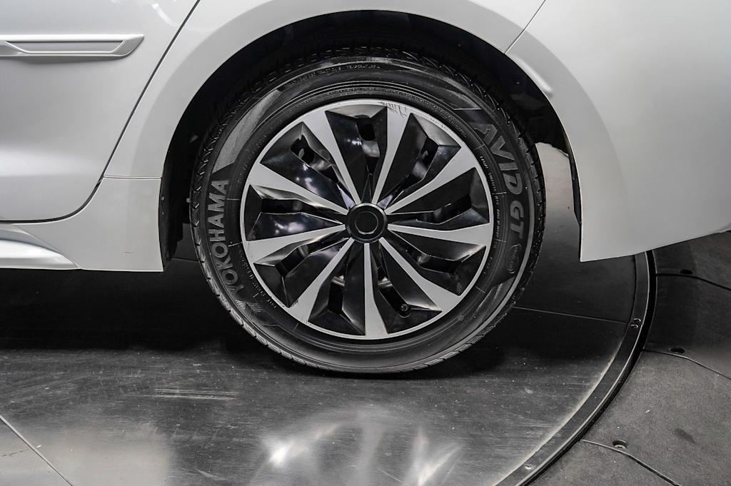 Thumbnail: 2020 Toyota Corolla - 22