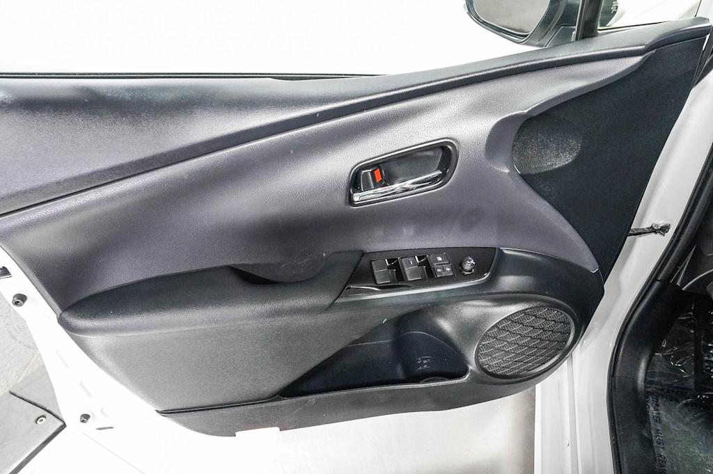 Thumbnail: 2021 Toyota Prius Prime - 24