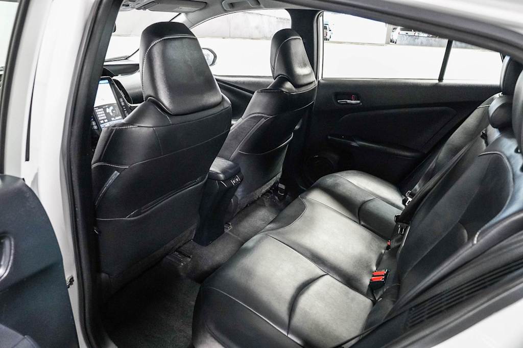 Thumbnail: 2021 Toyota Prius Prime - 11