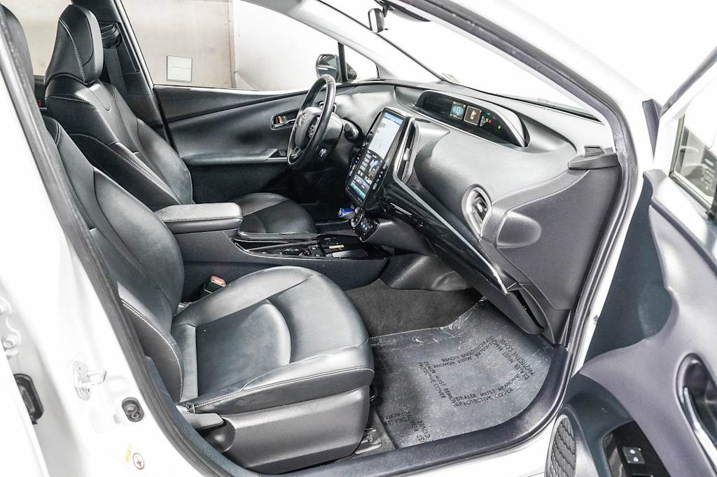Thumbnail: 2021 Toyota Prius Prime - 9