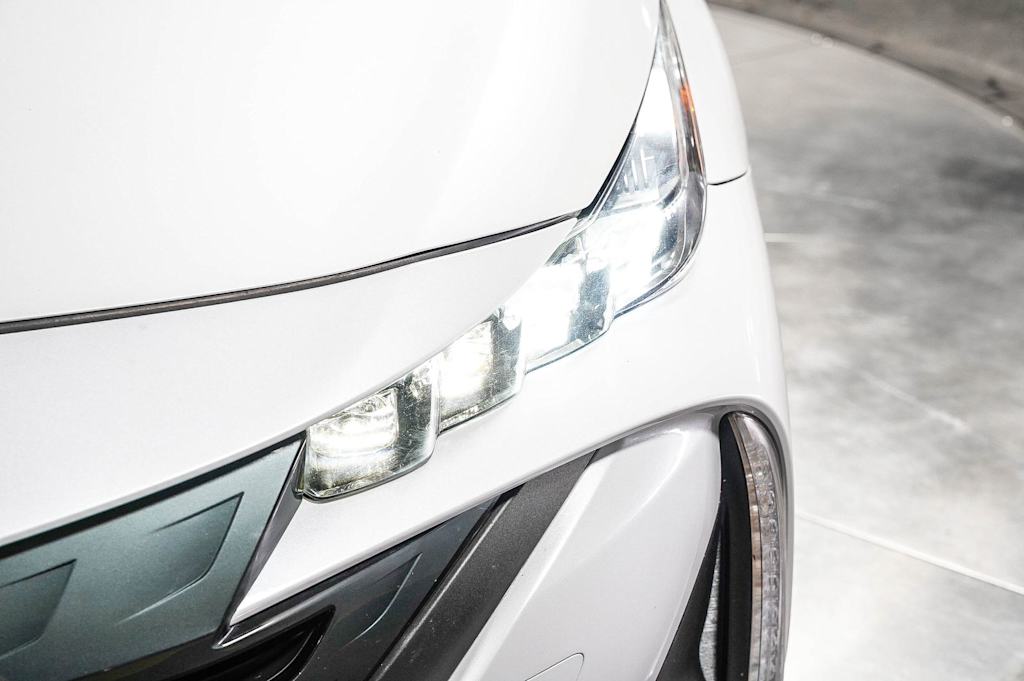 Thumbnail: 2021 Toyota Prius Prime - 19