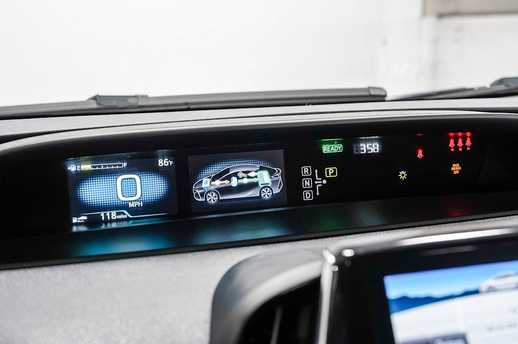 Thumbnail: 2021 Toyota Prius Prime - 26