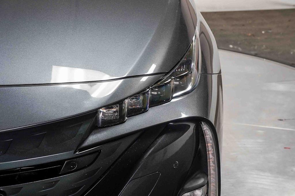 Thumbnail: 2022 Toyota Prius Prime - 6
